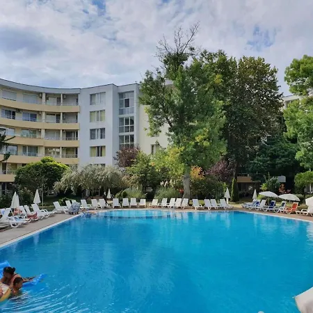 アパート Sunny Beach 1-Bed Apartment サニービーチ